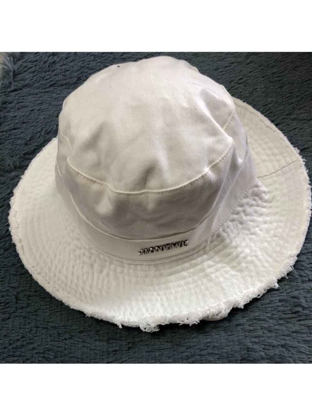 Jacquemus Beige Bucket Hat